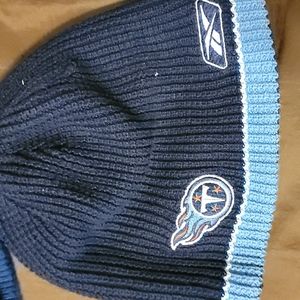 Reebok Tennessee Titans Reversible Beanie